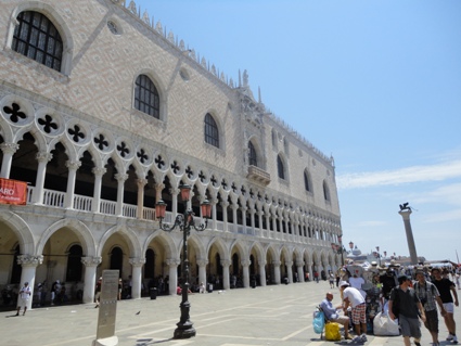 Information über den Dogenpalast in Venedig