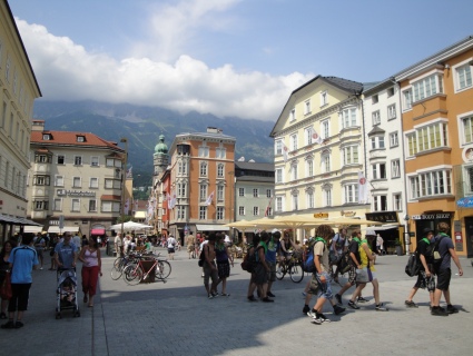 Die Innenstadt von Innsbruck. Bildquelle: Tiroler Fremdenführer Alexander Ehrlich
