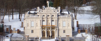 Schloß Linderhof in Bayern. Bildquelle: Tiroler Fremdenführer Alexander Ehrlich