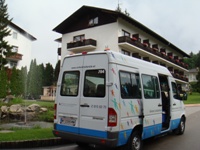 Rundfahrten Ausflugsfahrten Minibus Hotelabholung Fahrt Tirol Sightseeing Innsbruck Tiroler Städte